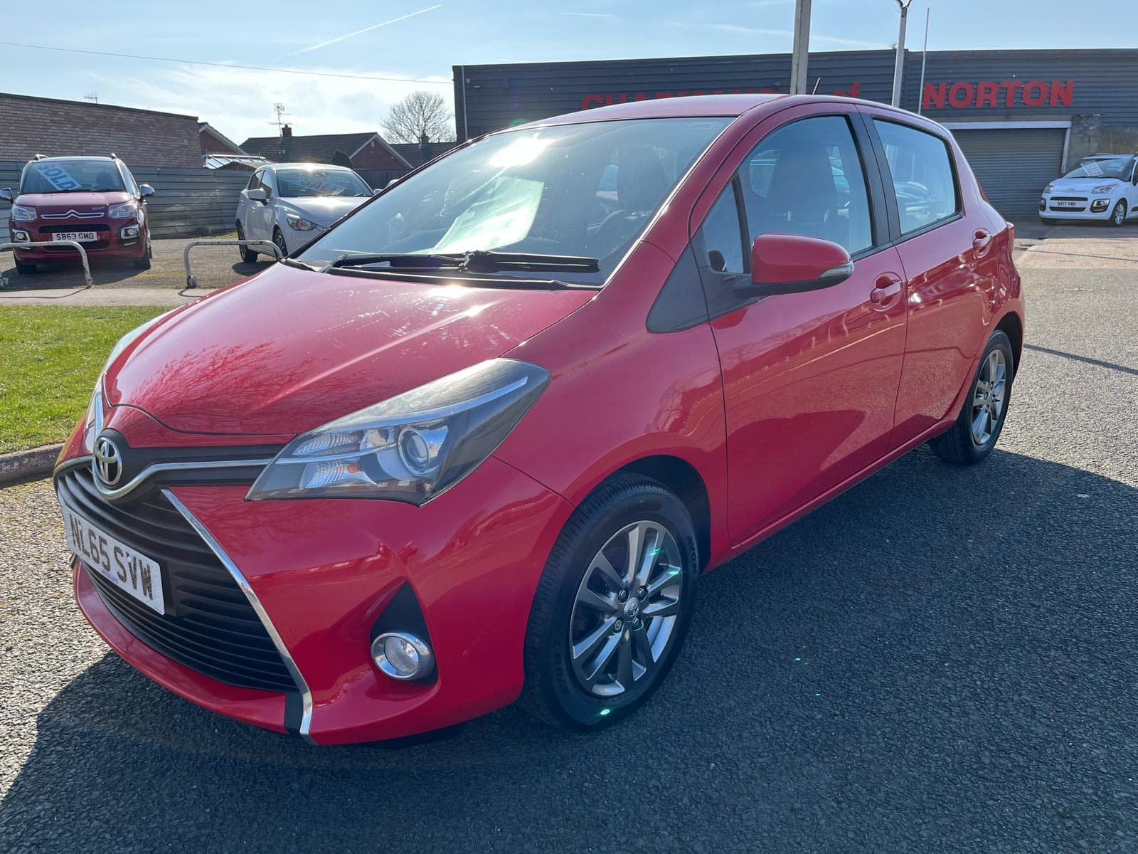 Toyota Yaris Icon VVT-I - Image 5