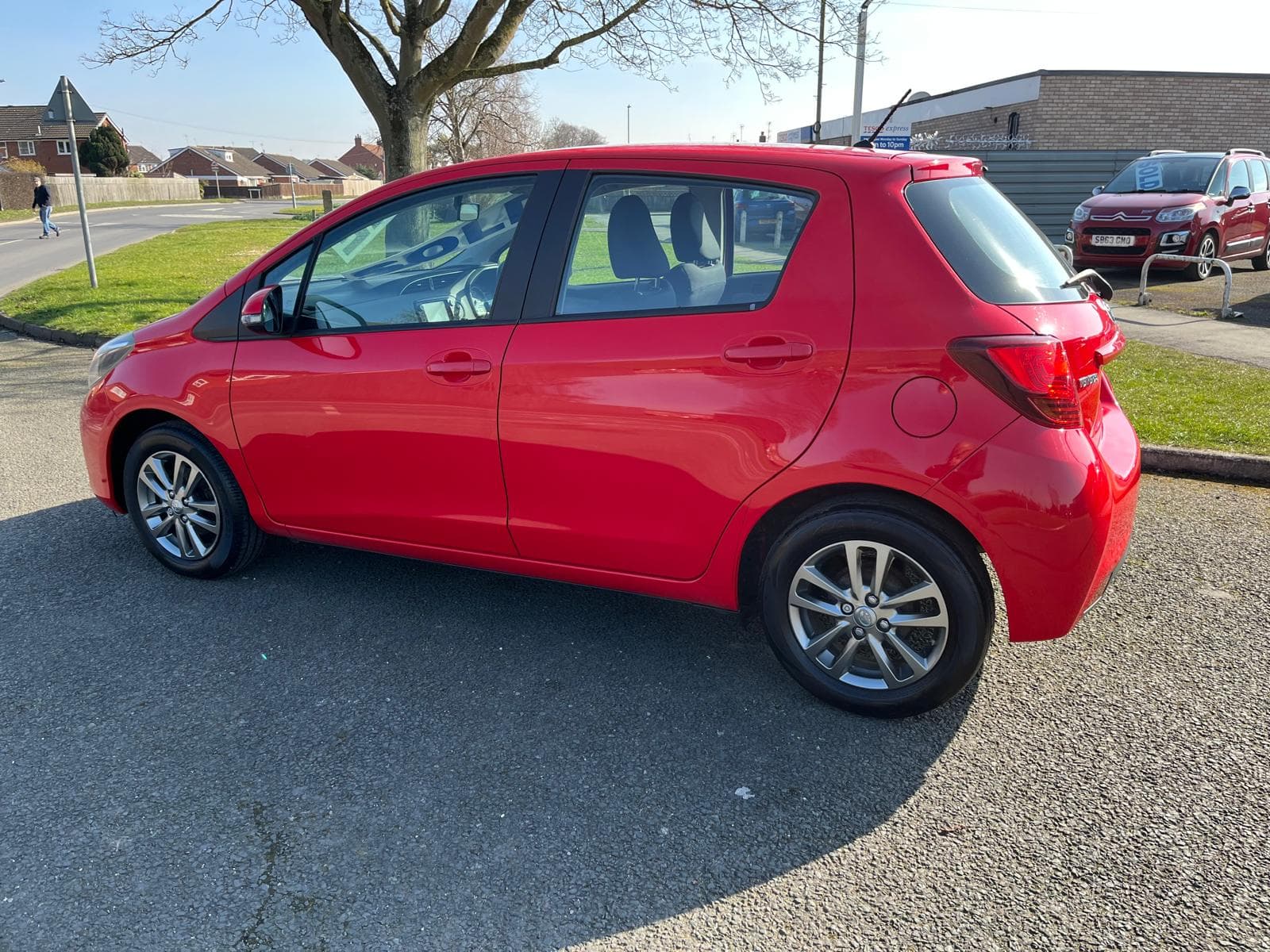 Toyota Yaris Icon VVT-I - Image 19