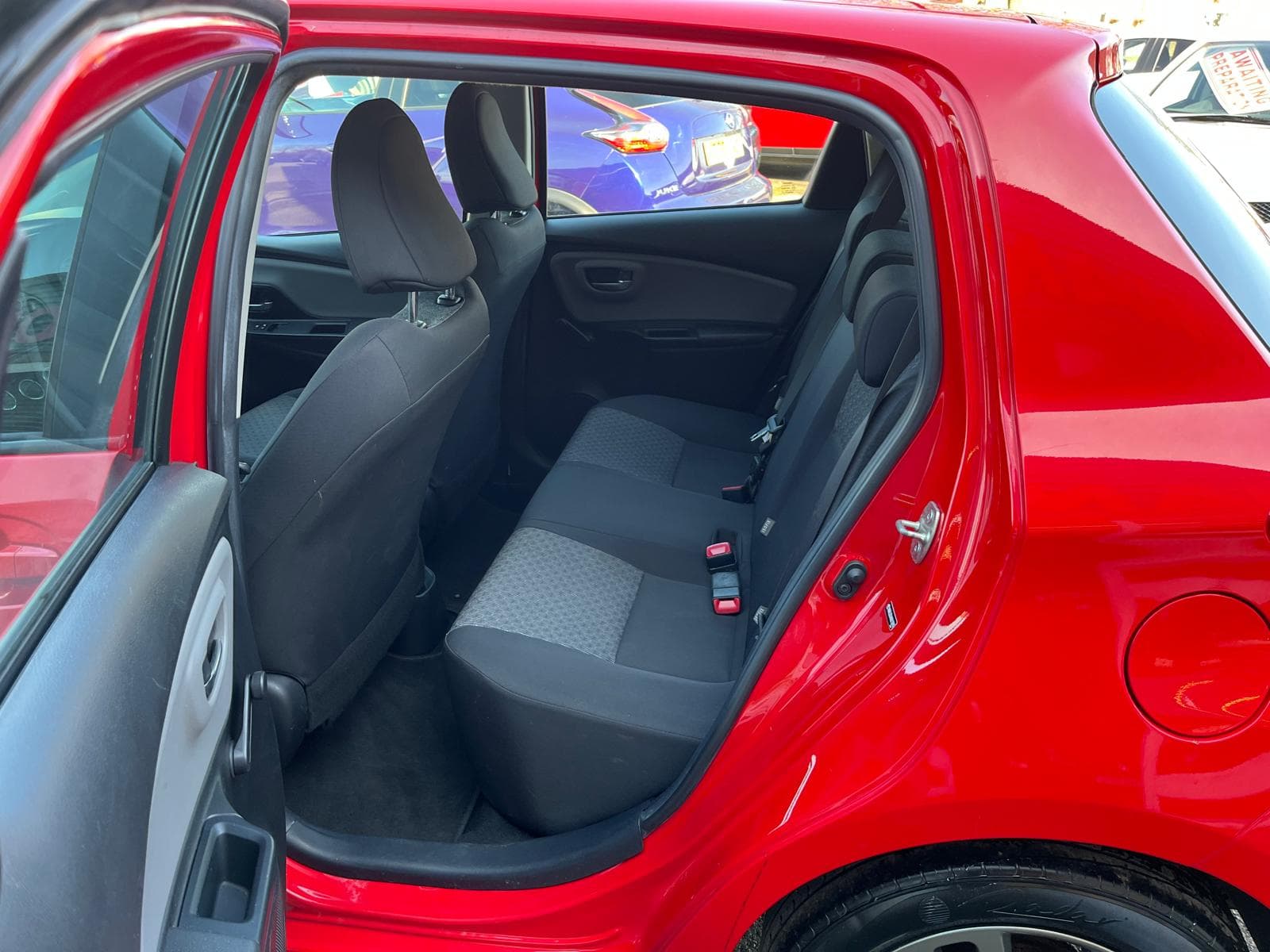 Toyota Yaris Icon VVT-I - Image 22