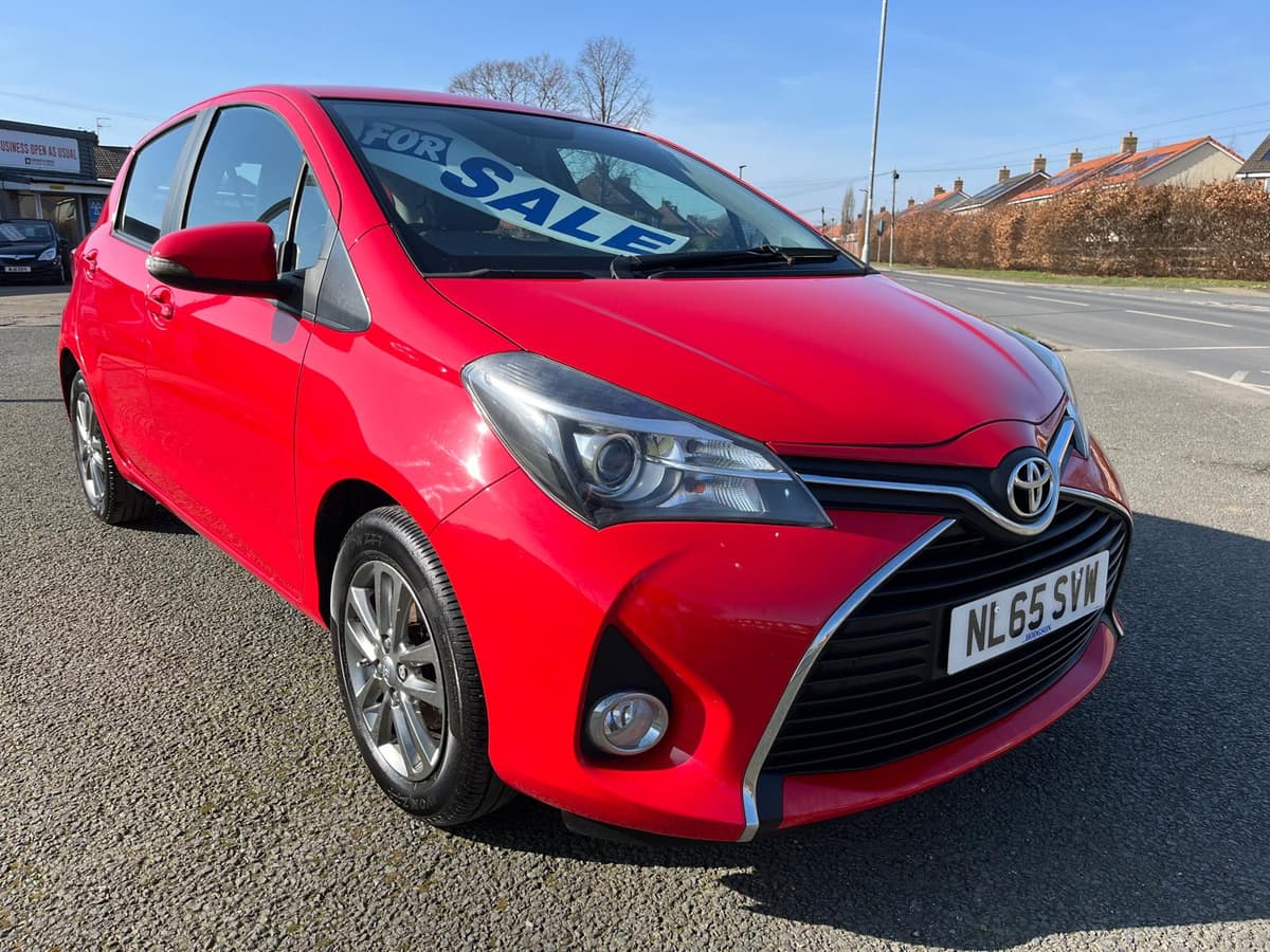 2015 Toyota Yaris Icon VVT-I - Image 3