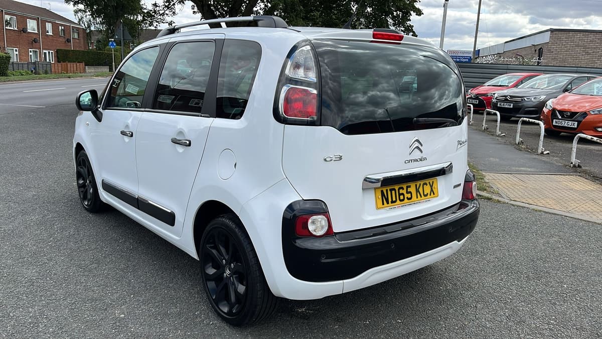 2015 Citroen C3 Picasso Platinum PureTech - Image 10