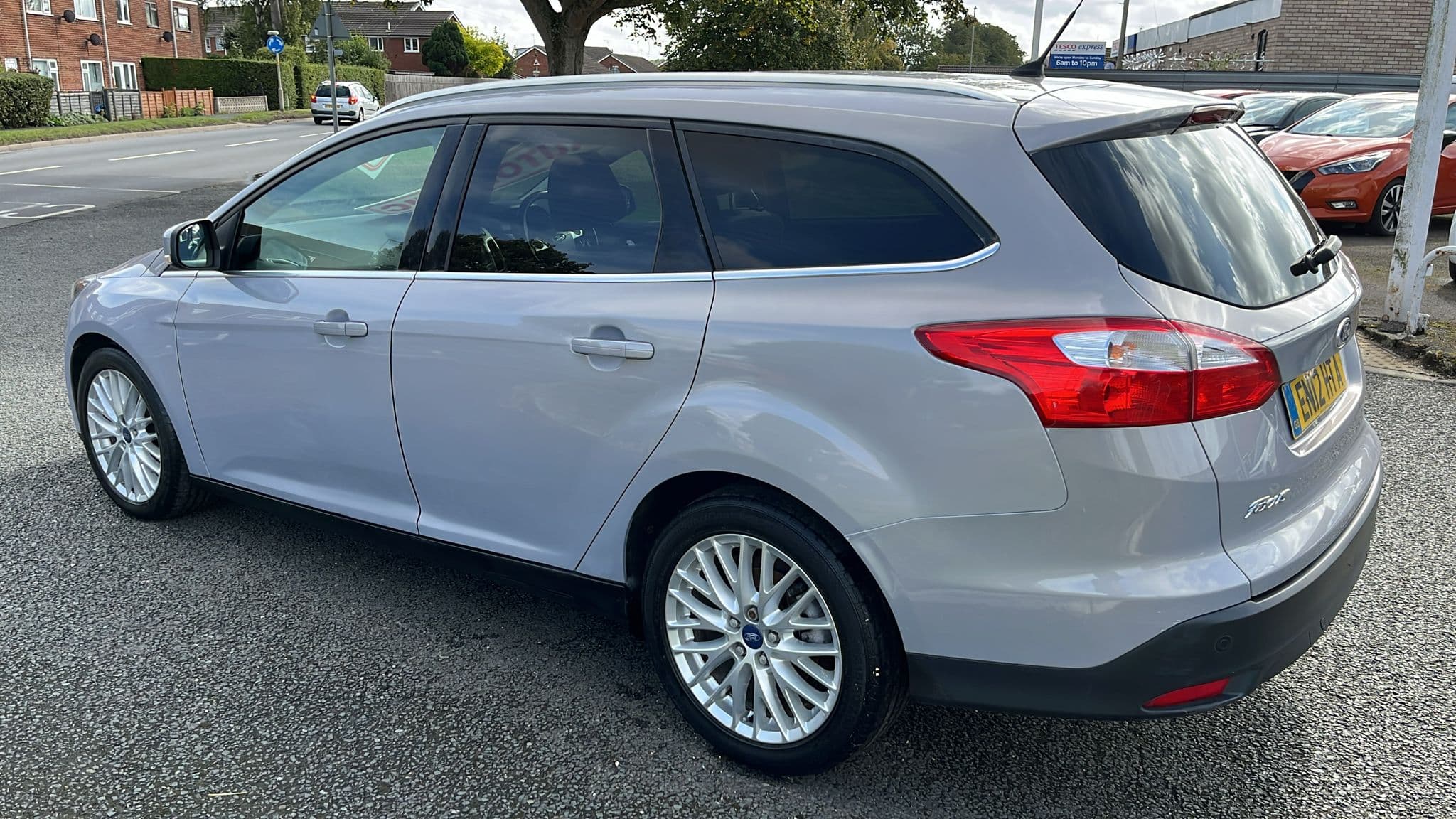 Ford Focus Zetec TDCI Auto - Image 13