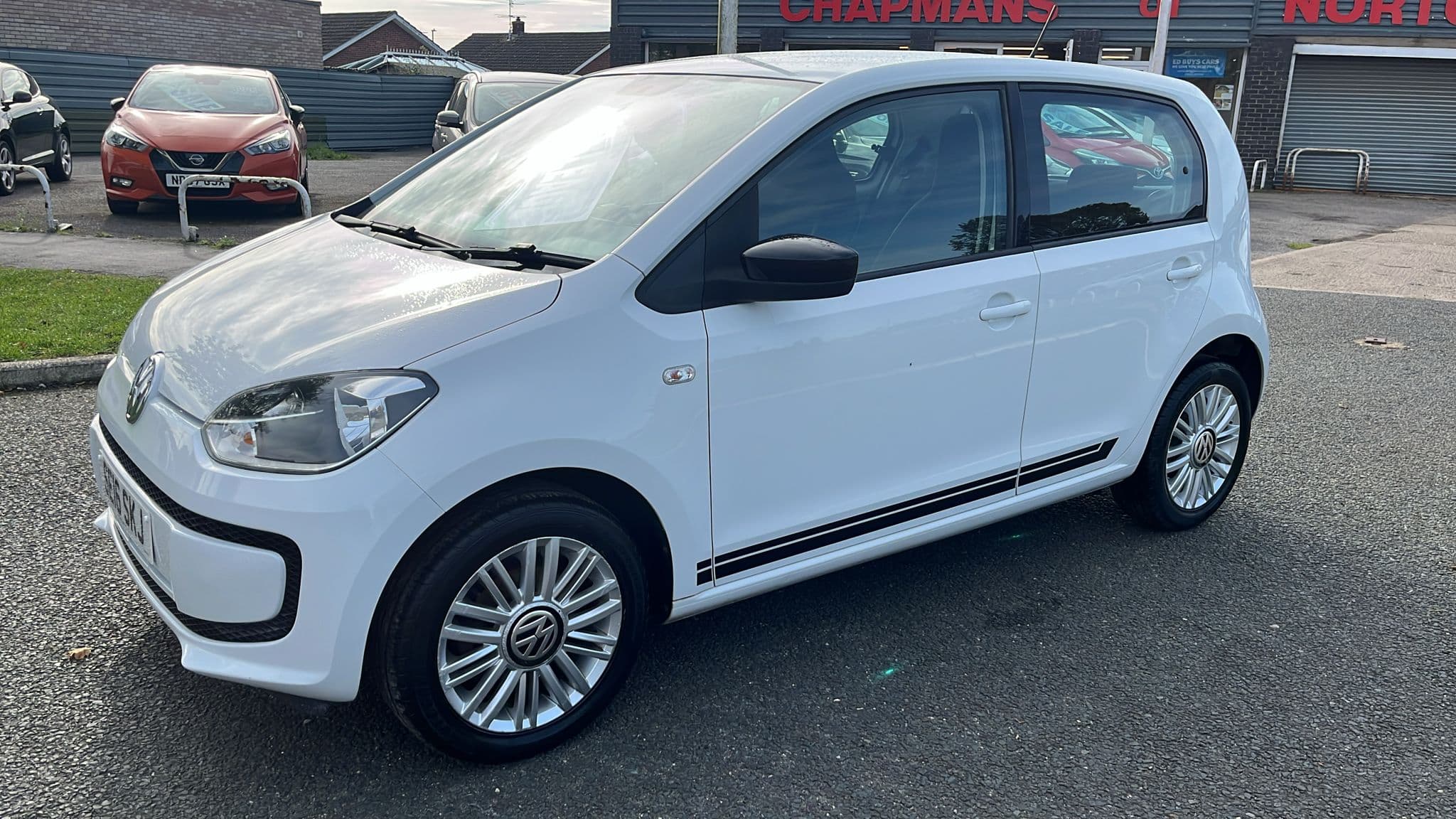 Volkswagen Look Up - Image 6