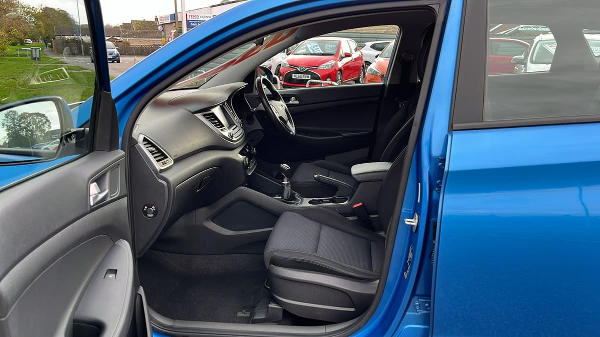 2016 Hyundai Tucson SE Nav Blue Drive 2WD GDi - Image 16