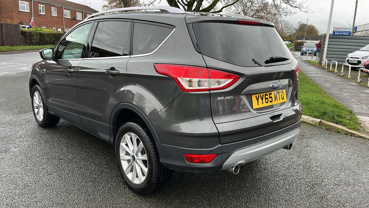 2015 Ford Kuga Titanium TDCI 4x4 Auto - Image 9