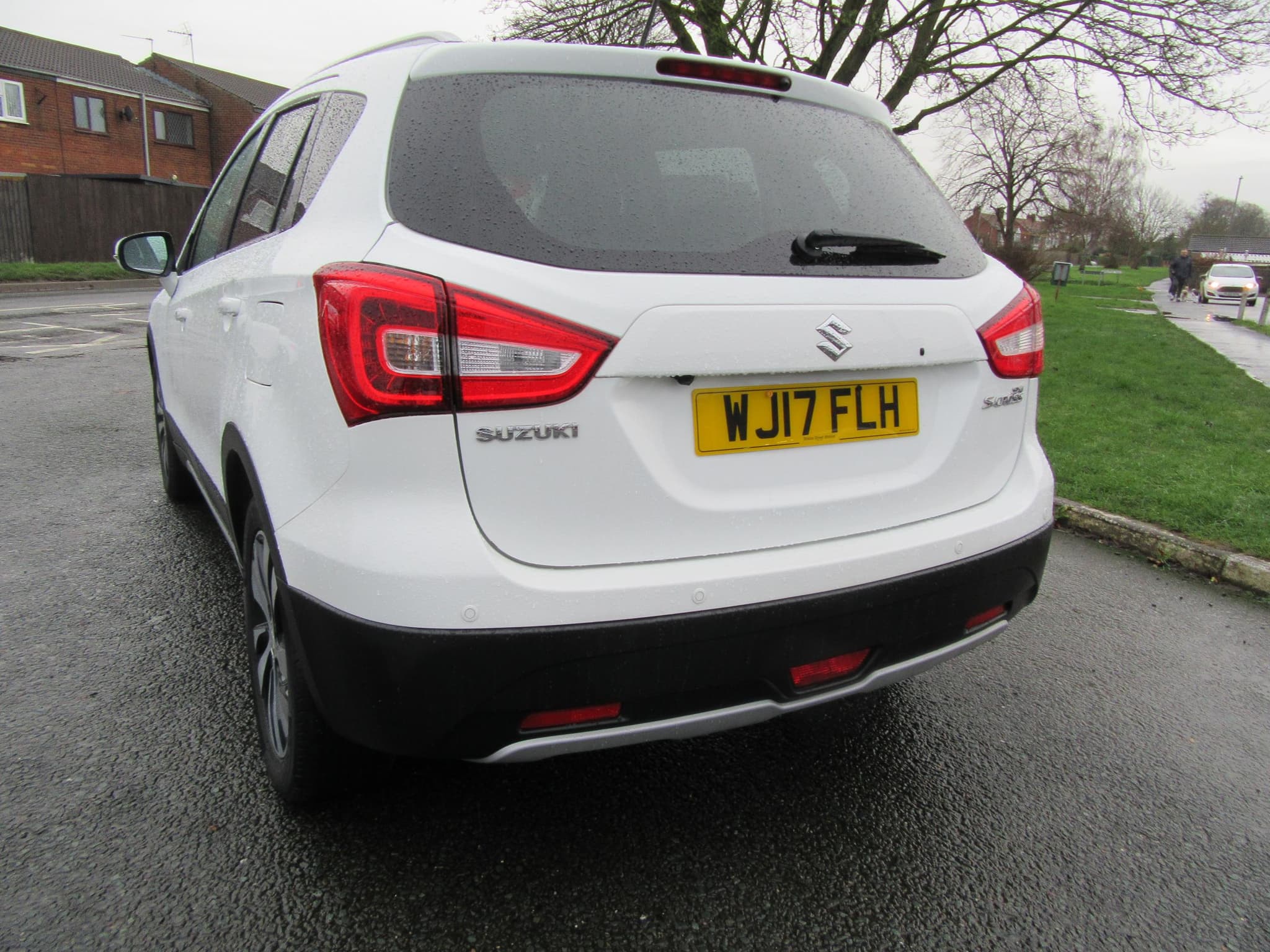 Suzuki SX4 S-Cross SZ-T Boosterjet - Image 11