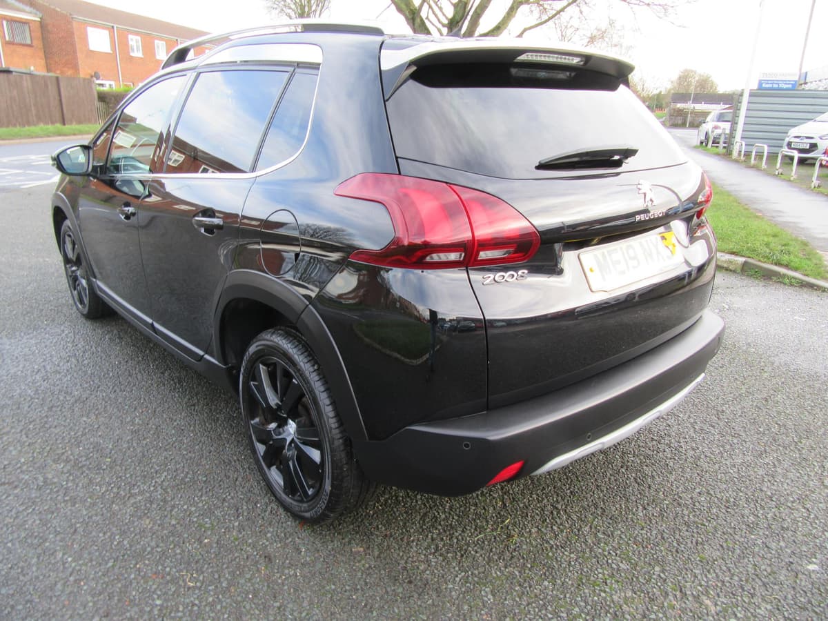 2019 Peugeot 2008 Allure Premium Blue HDi  - Image 14