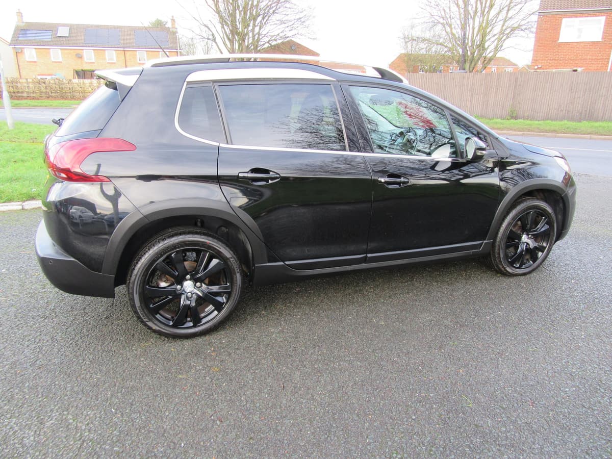 2019 Peugeot 2008 Allure Premium Blue HDi  - Image 18