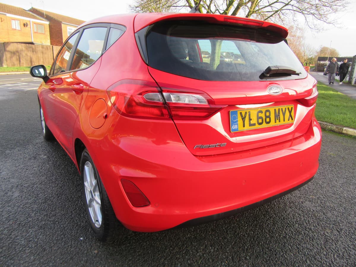 2018 Ford Fiesta Zetec T - Image 10