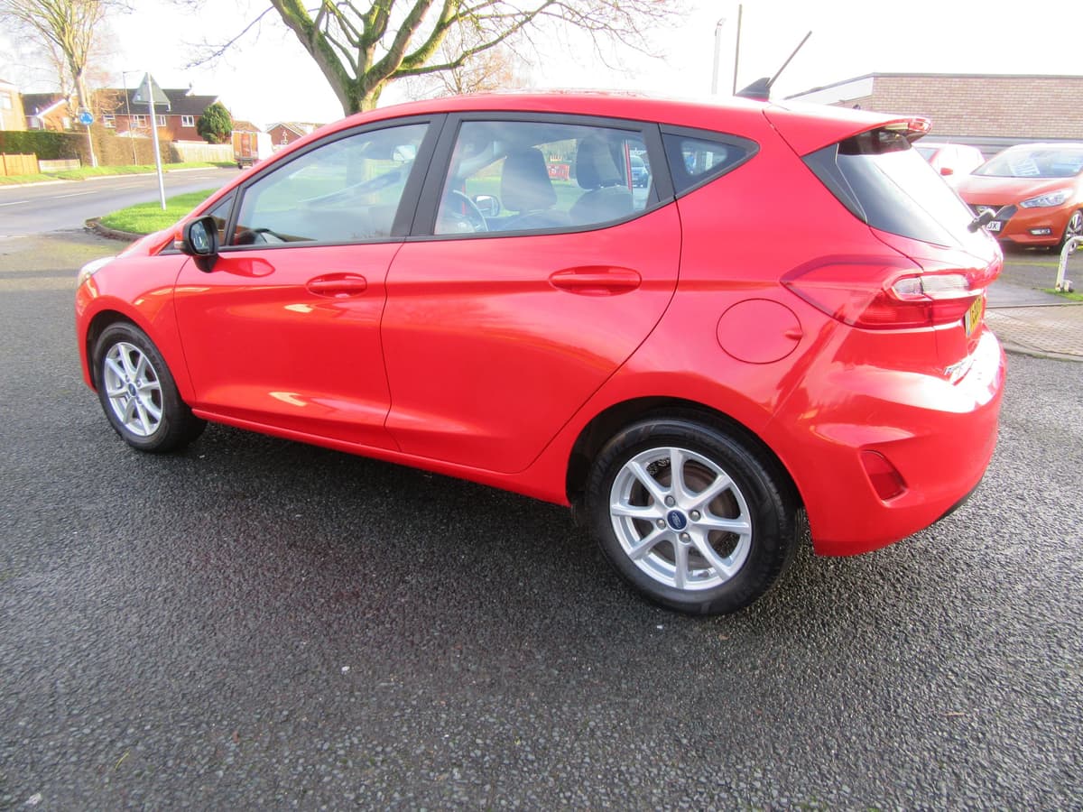 2018 Ford Fiesta Zetec T - Image 12