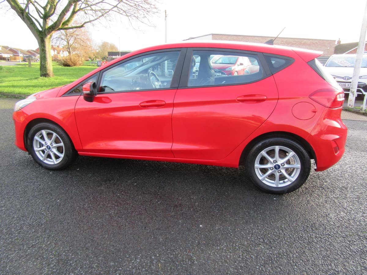 2018 Ford Fiesta Zetec T - Image 13