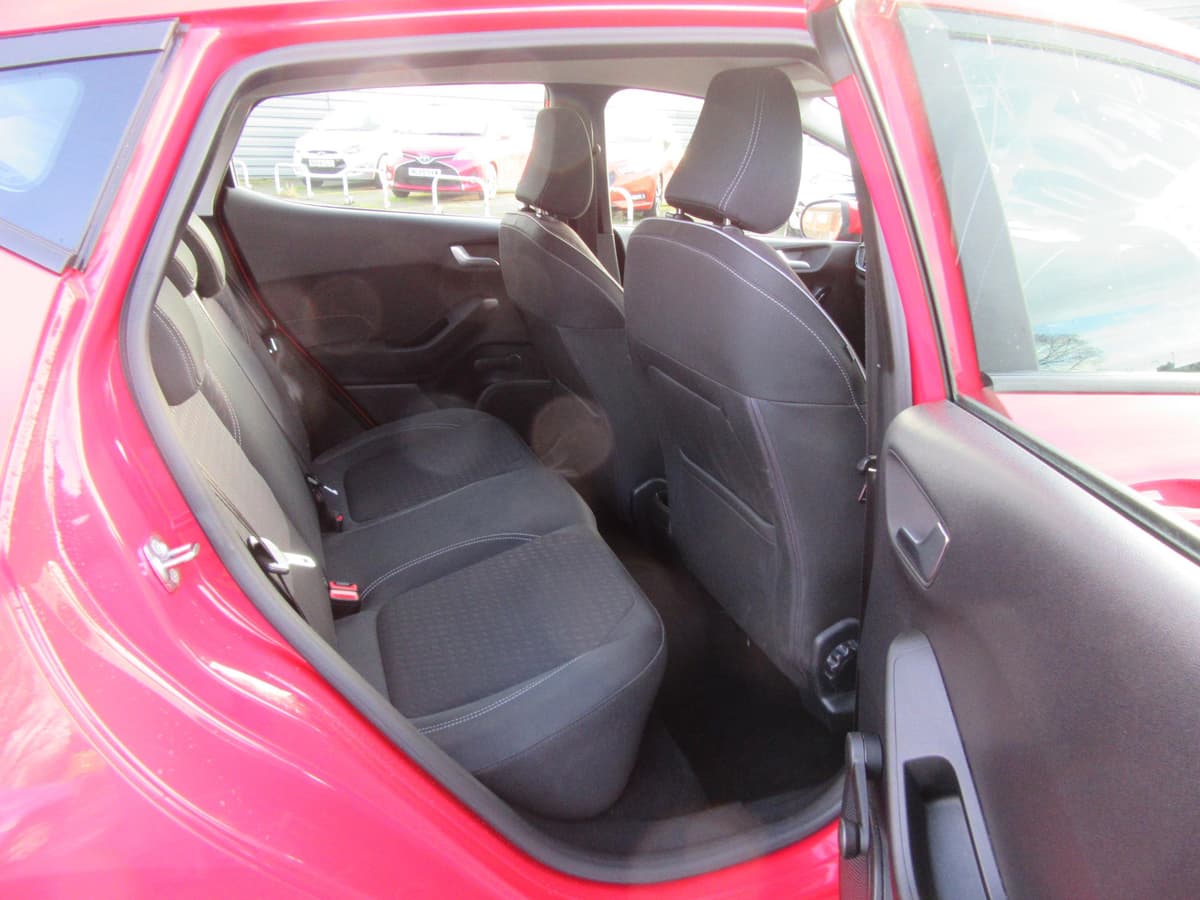 2018 Ford Fiesta Zetec T - Image 21