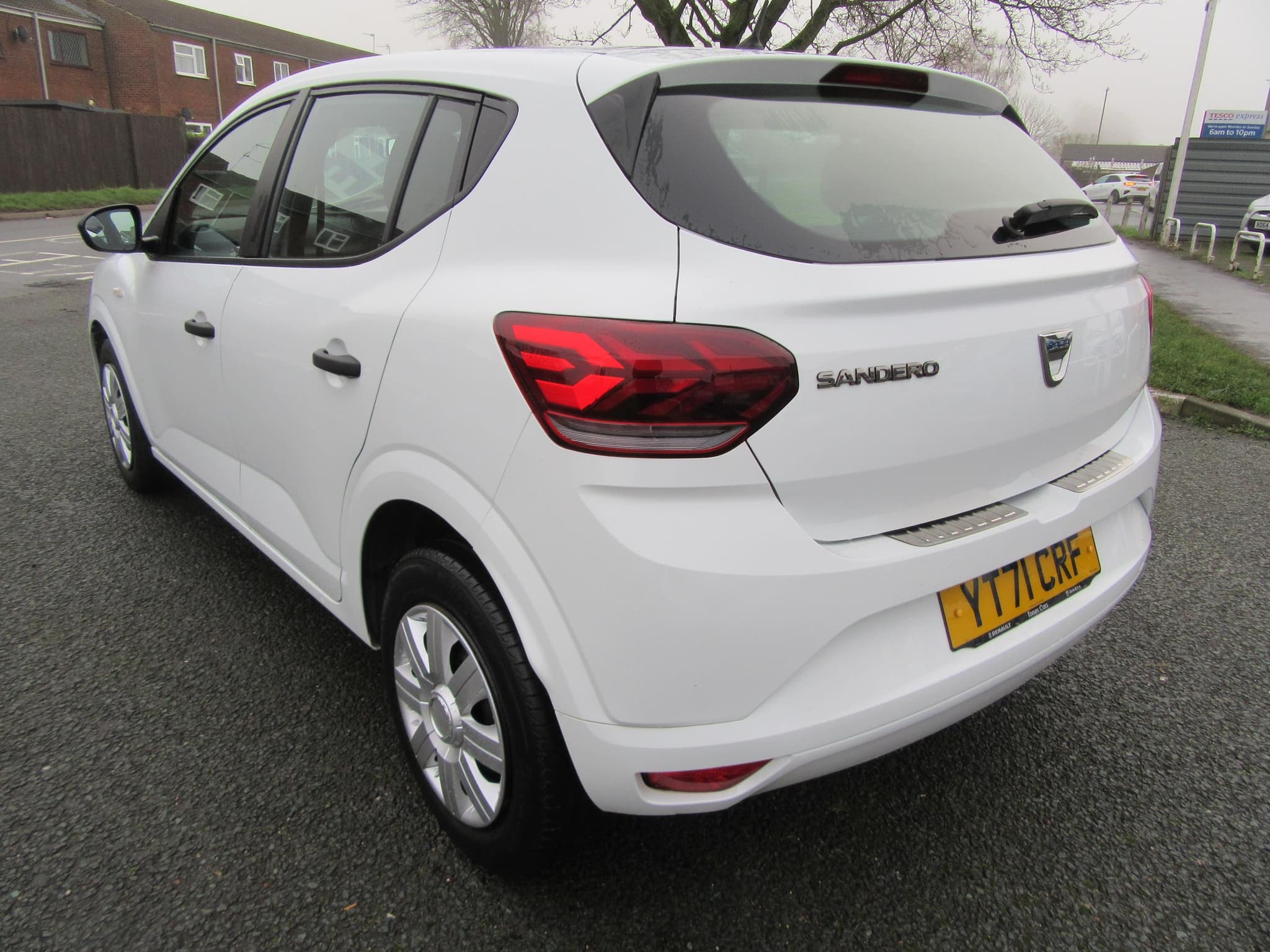 Dacia Sandero Essential SCe - Image 10