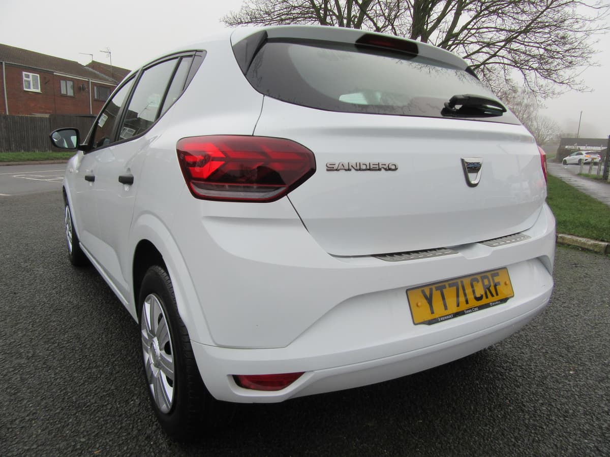 2021 Dacia Sandero Essential SCe - Image 11