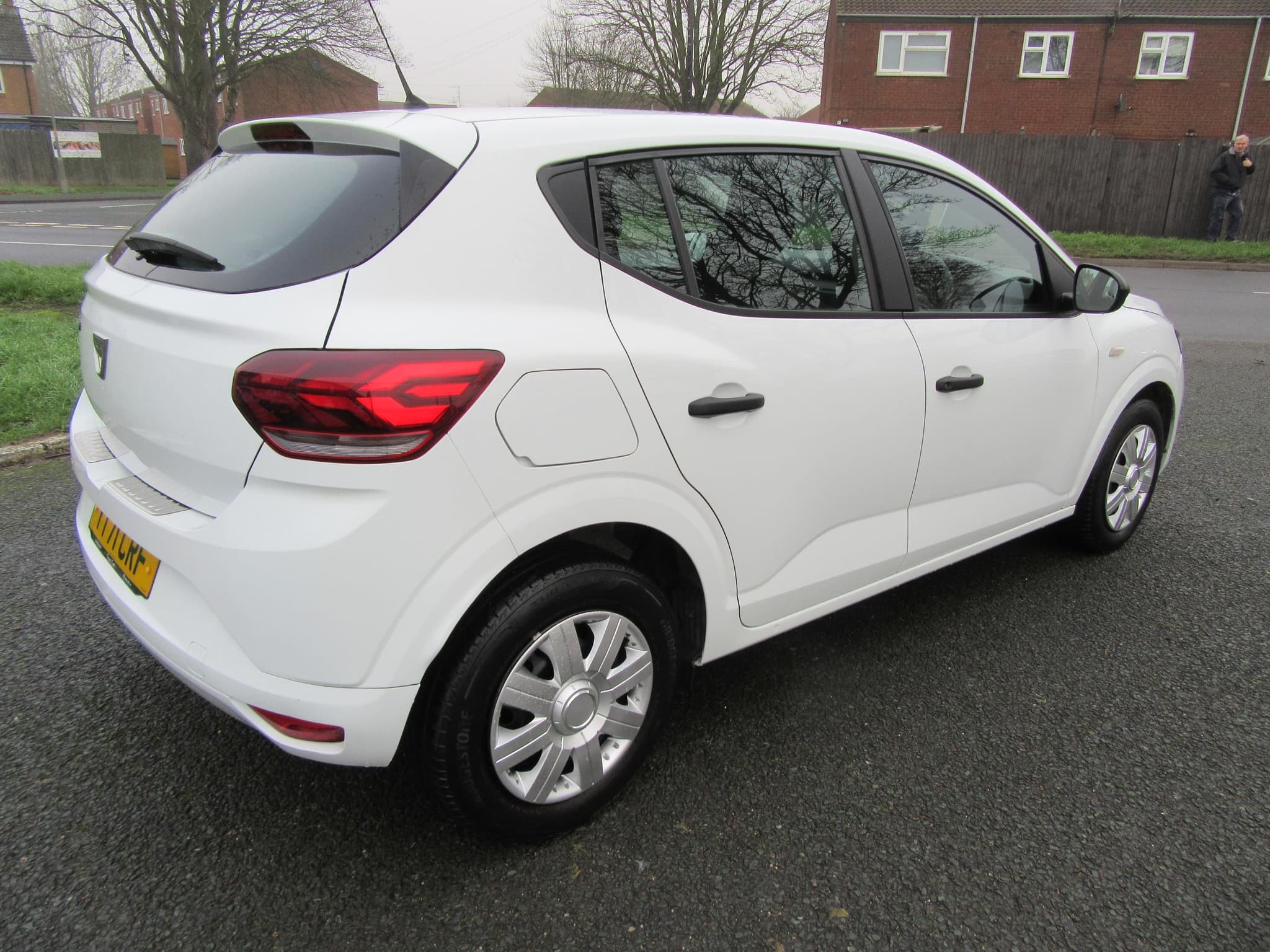 Dacia Sandero Essential SCe - Image 13