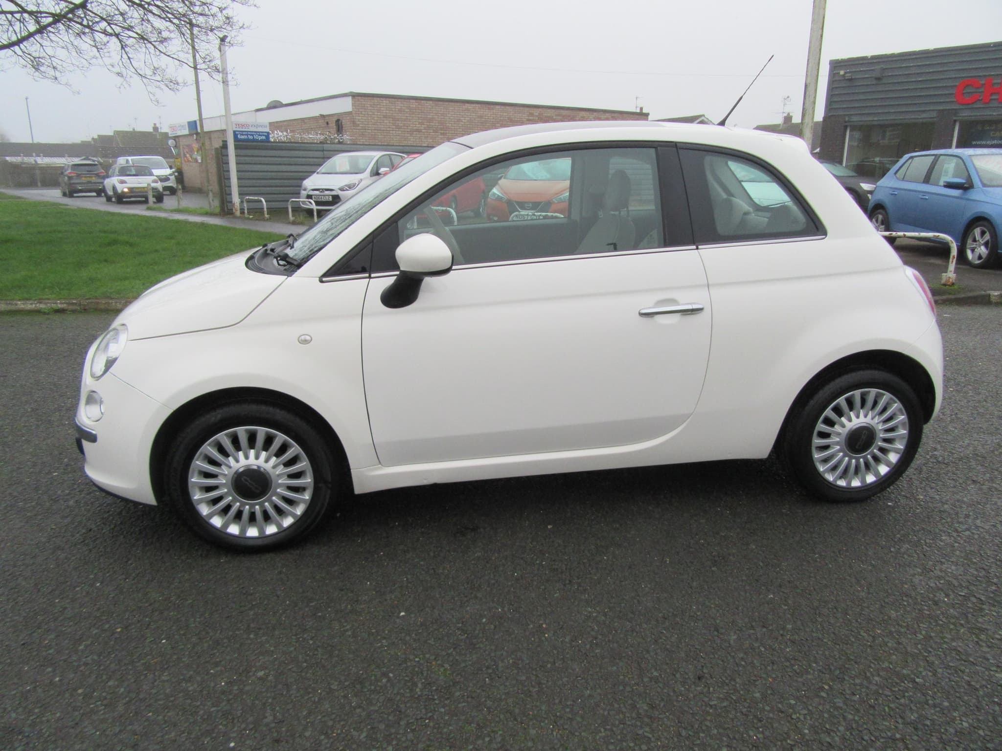 Fiat 500 Lounge - Image 9