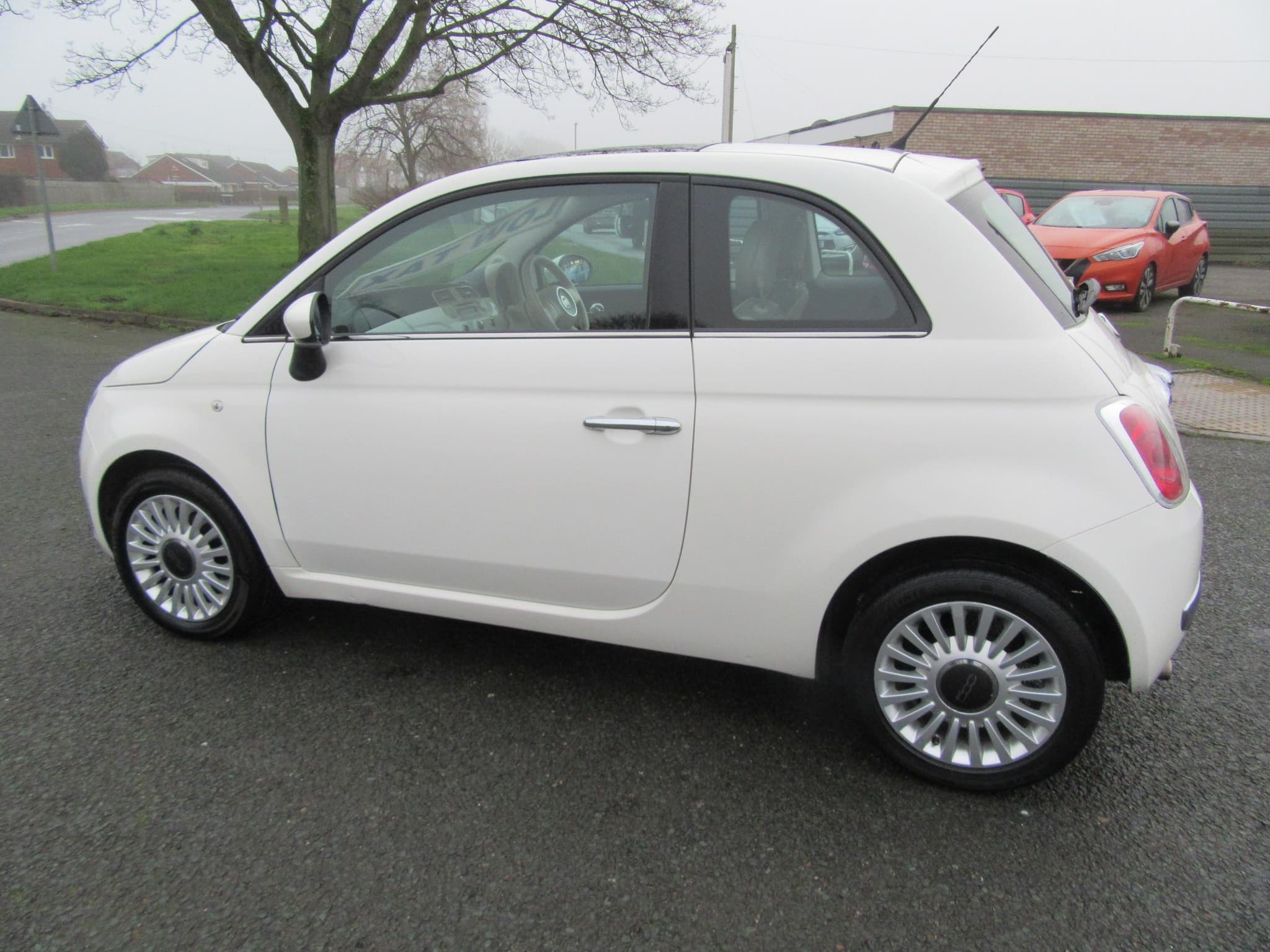 Fiat 500 Lounge - Image 17