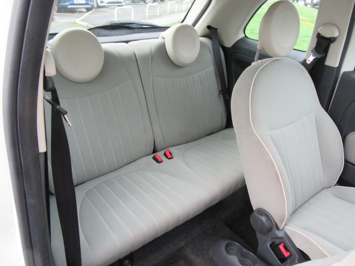 2012 Fiat 500 Lounge - Image 20