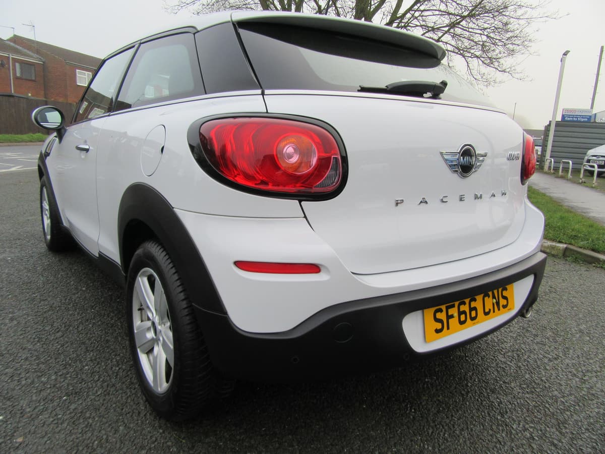 2016 Mini Paceman Cooper - Image 11