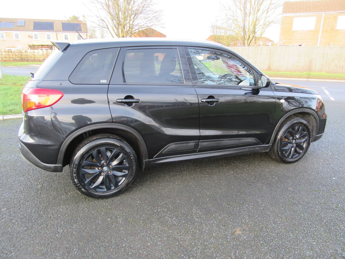 2018 Suzuki Vitara Kuro - Image 13