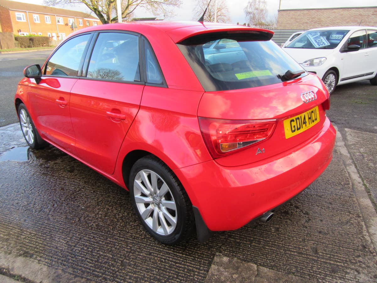 2014 Audi A1 Sportback TDI Sport - Image 9