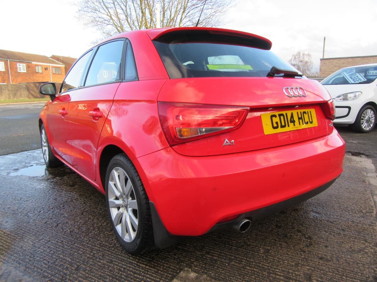 2014 Audi A1 Sportback TDI Sport - Image 10