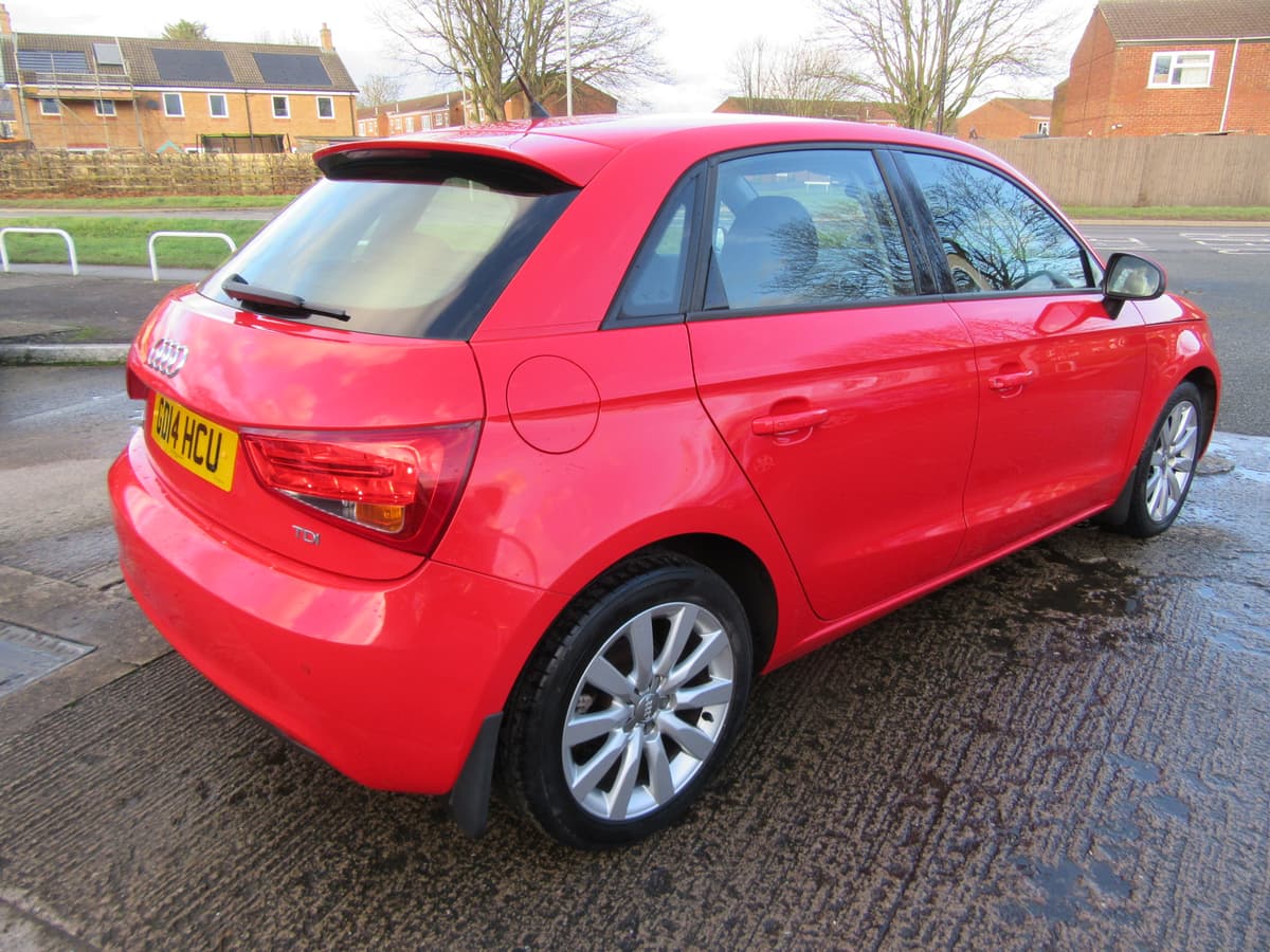 2014 Audi A1 Sportback TDI Sport - Image 12