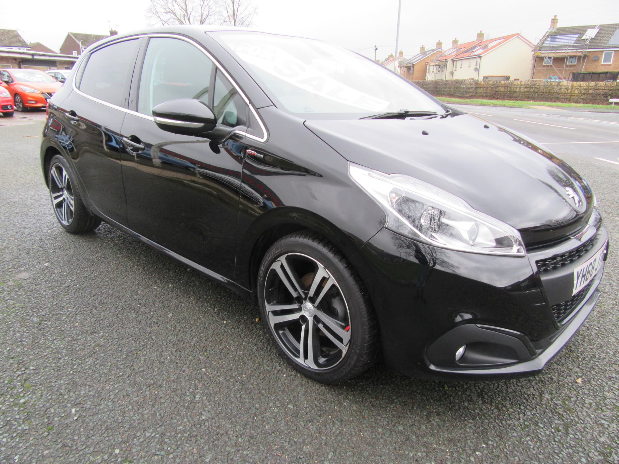 Peugeot 208 GT Line S/S - Image 2
