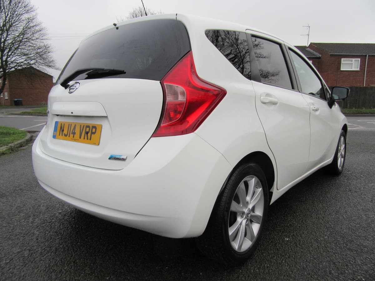 2014 Nissan Note Tekna DiG-S - Image 11