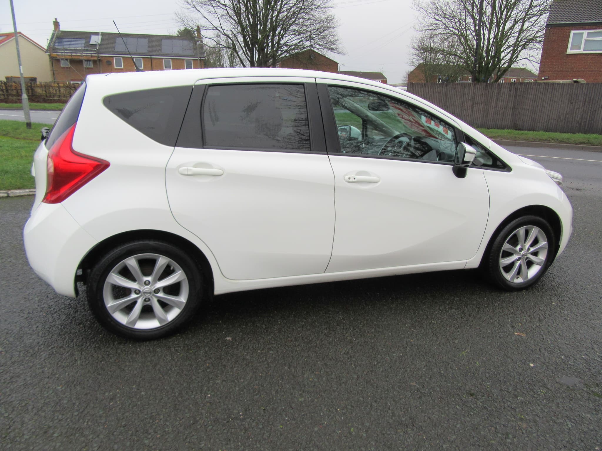 Nissan Note Tekna DiG-S - Image 13