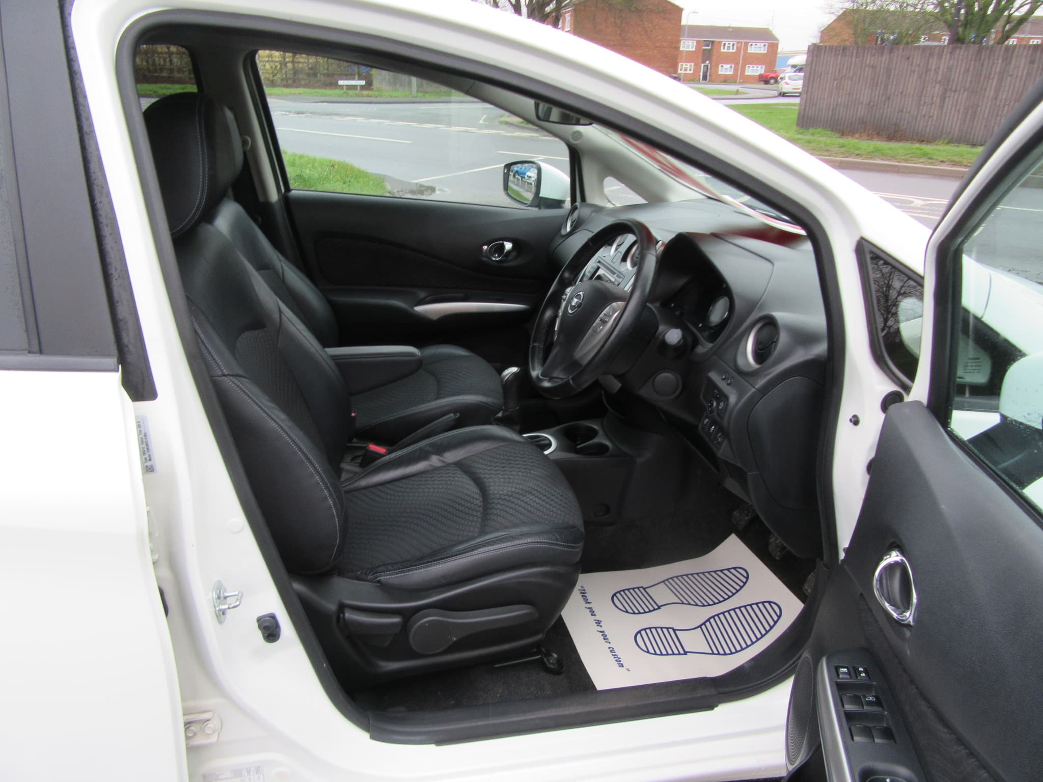 Nissan Note Tekna DiG-S - Image 15