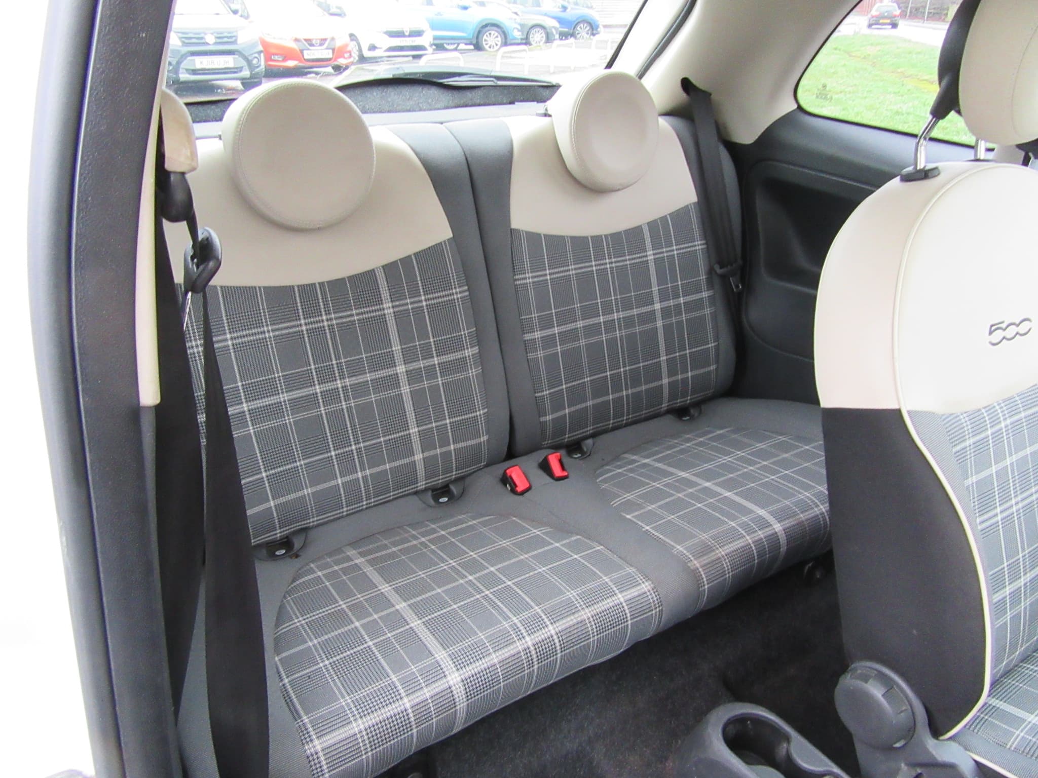 Fiat 500 Lounge - Image 21