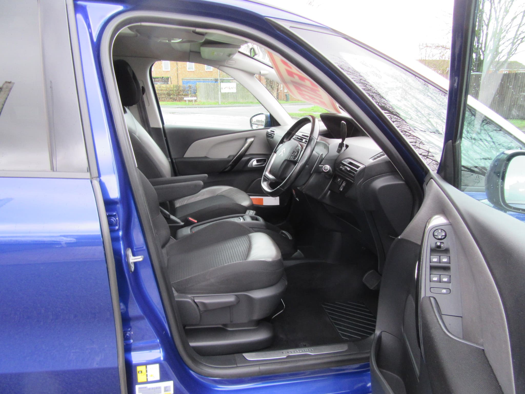 Citroen C4 Grand Picasso Flair Blue HDi S/S Auto - Image 17