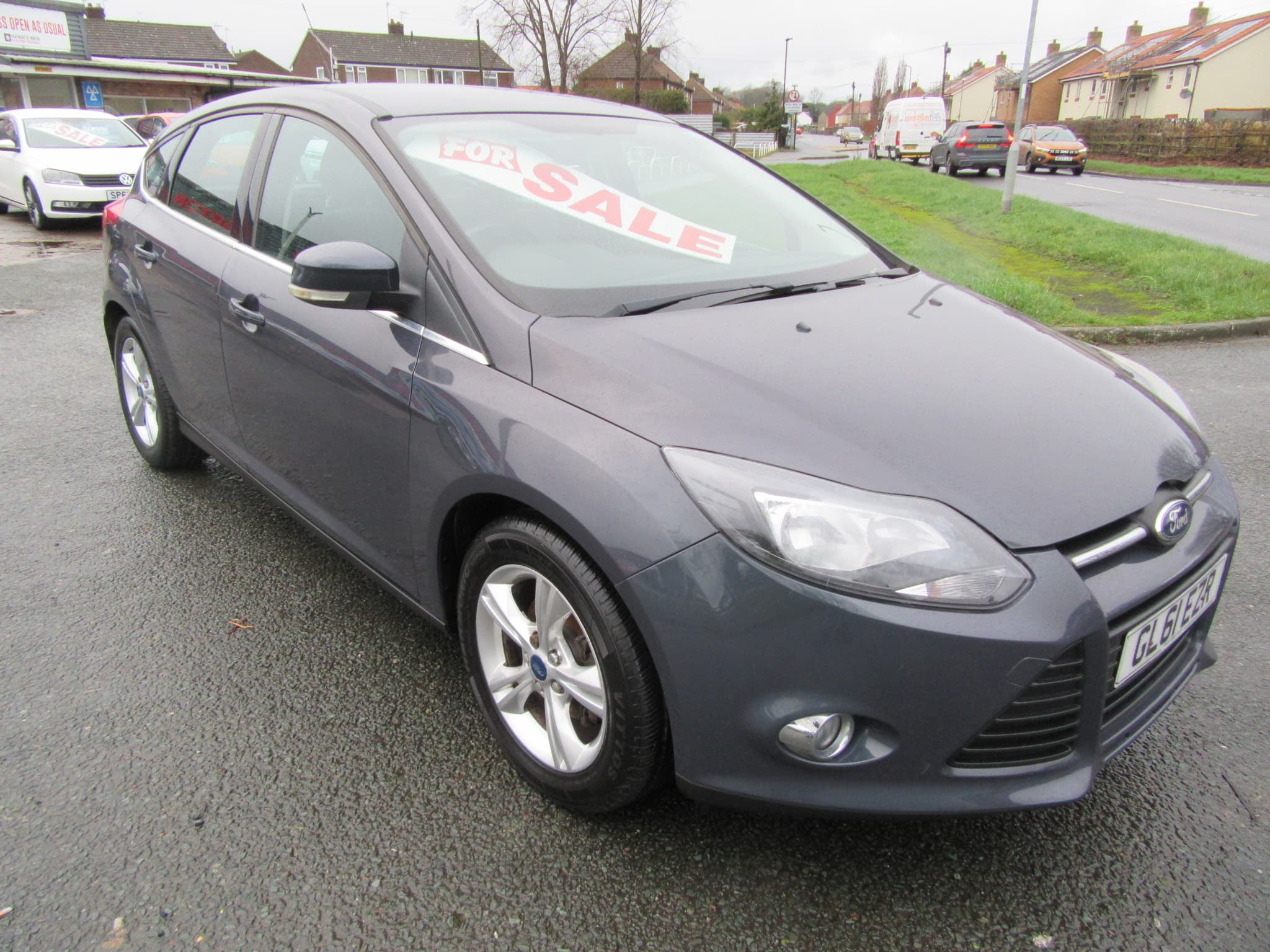 Ford Focus Zetec 105 - Image 4