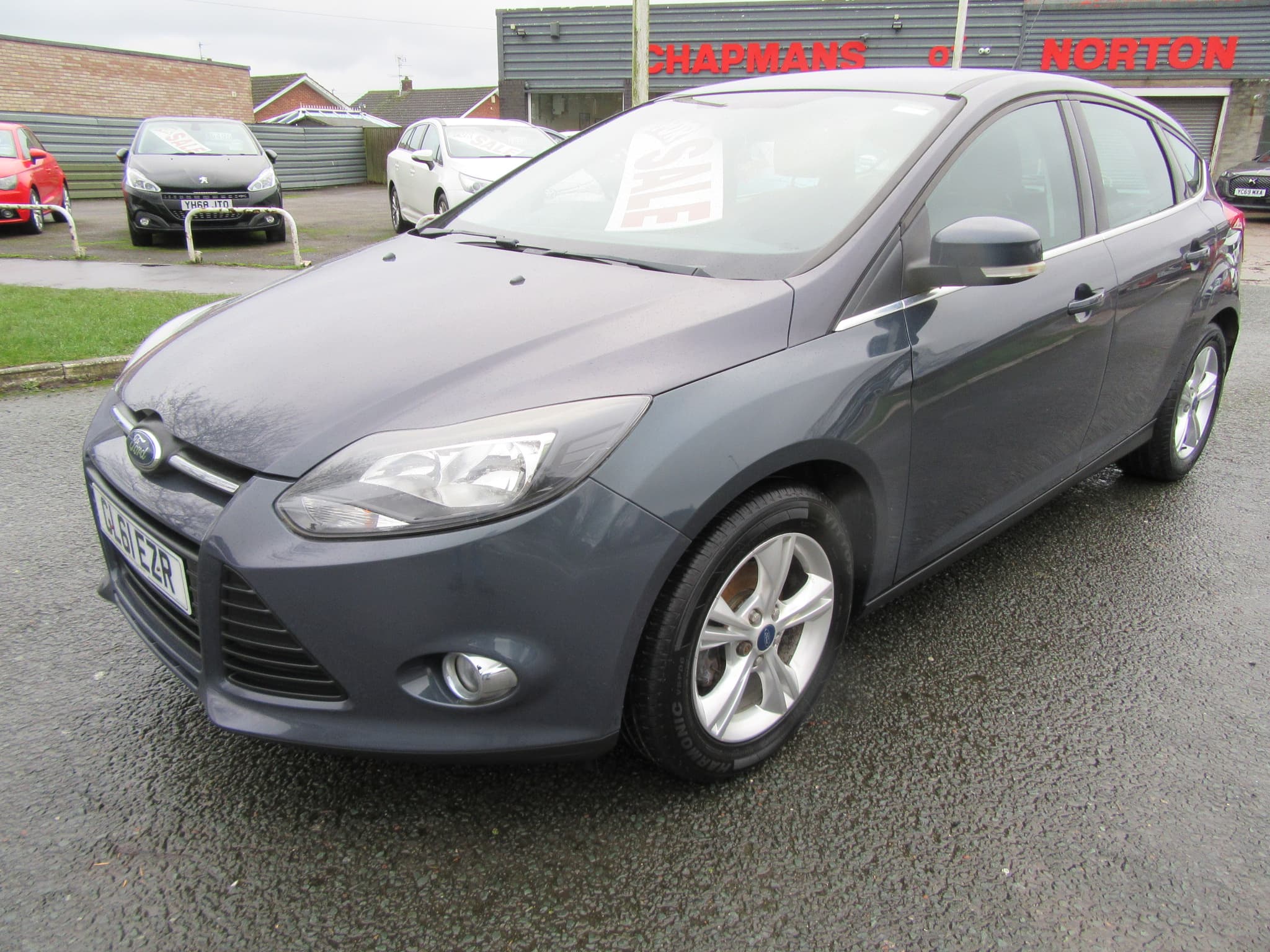 Ford Focus Zetec 105 - Image 5