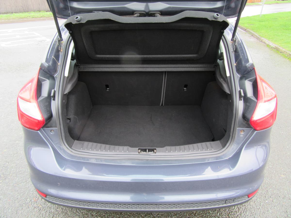 2011 Ford Focus Zetec 105 - Image 15