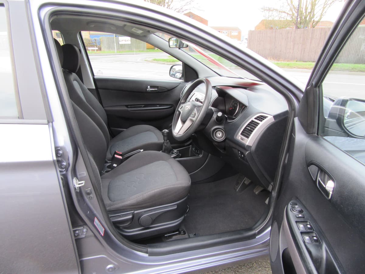 2011 Hyundai i20 Comfort - Image 17