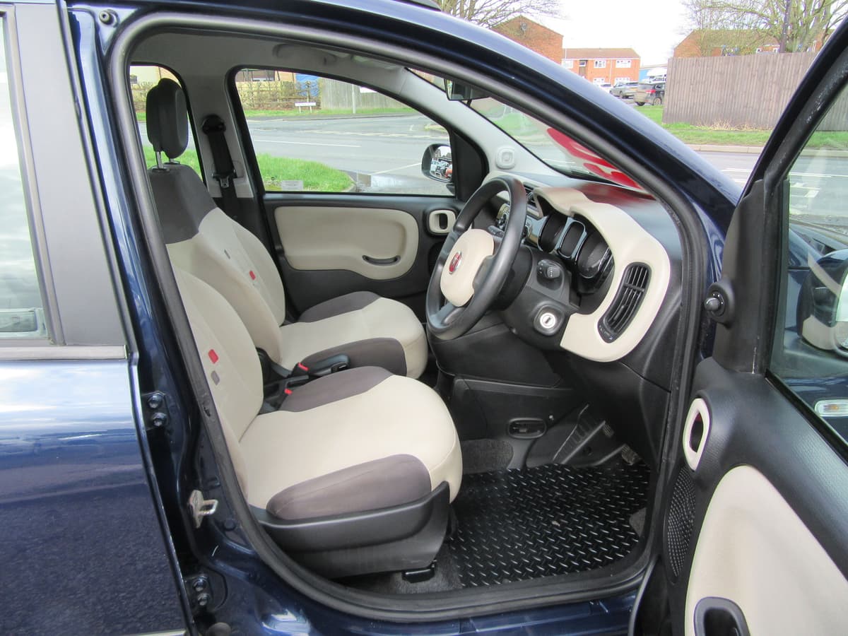2014 Fiat Panda Lounge - Image 17
