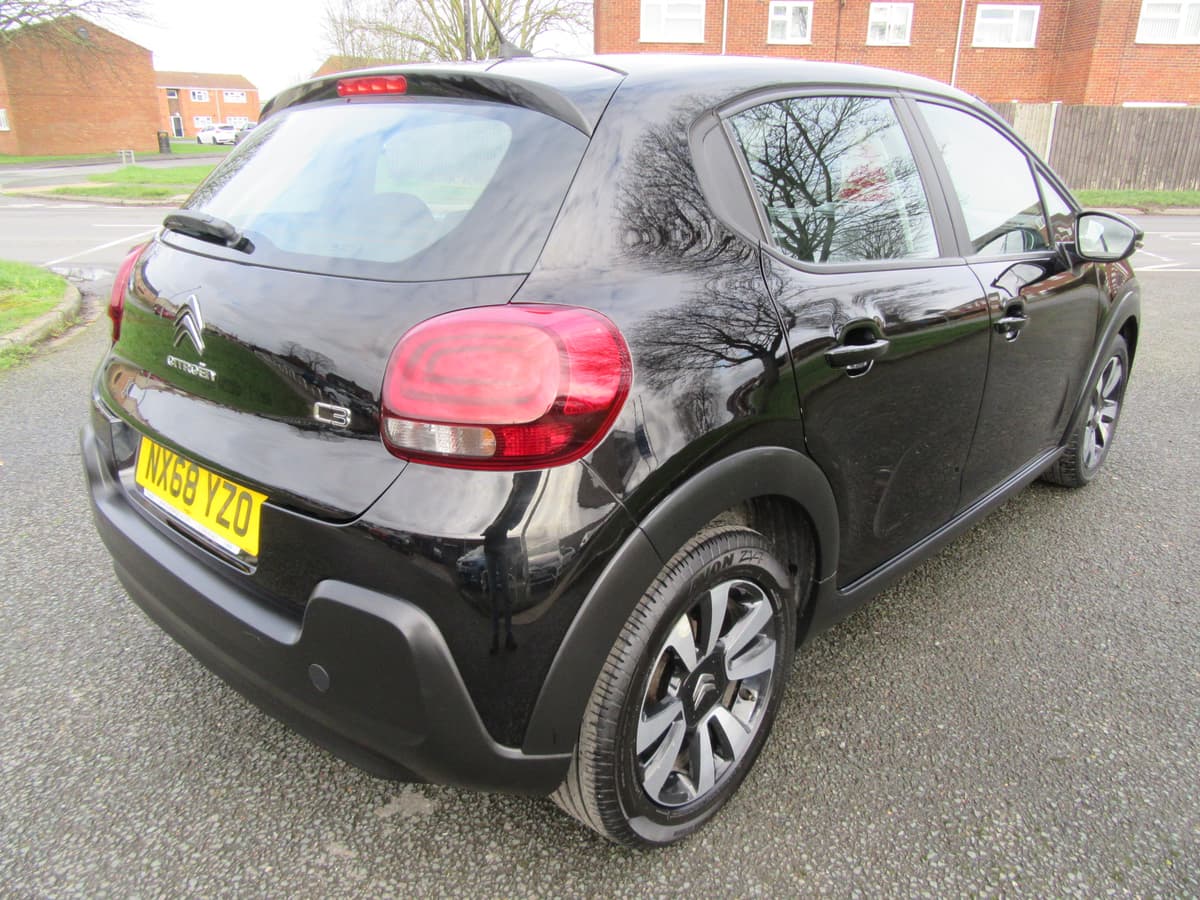 2018 Citroen C3 Feel PureTech - Image 14