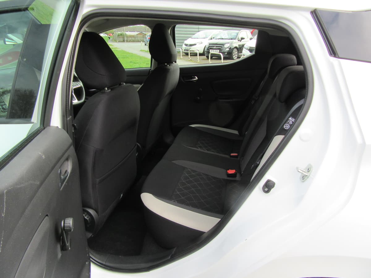 2018 Nissan Micra Acenta dCi - Image 18