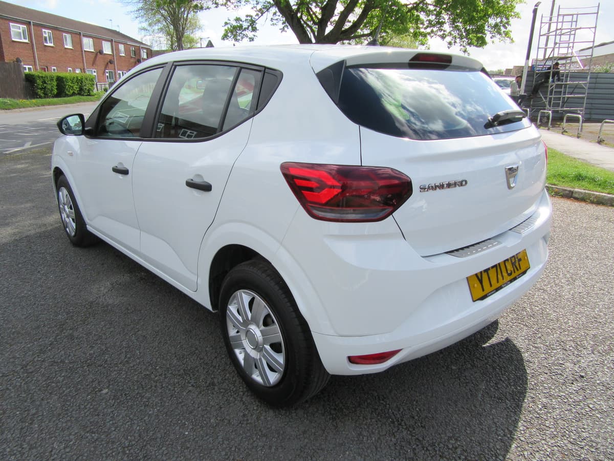 2021 Dacia Sandero Essential SCe - Image 12