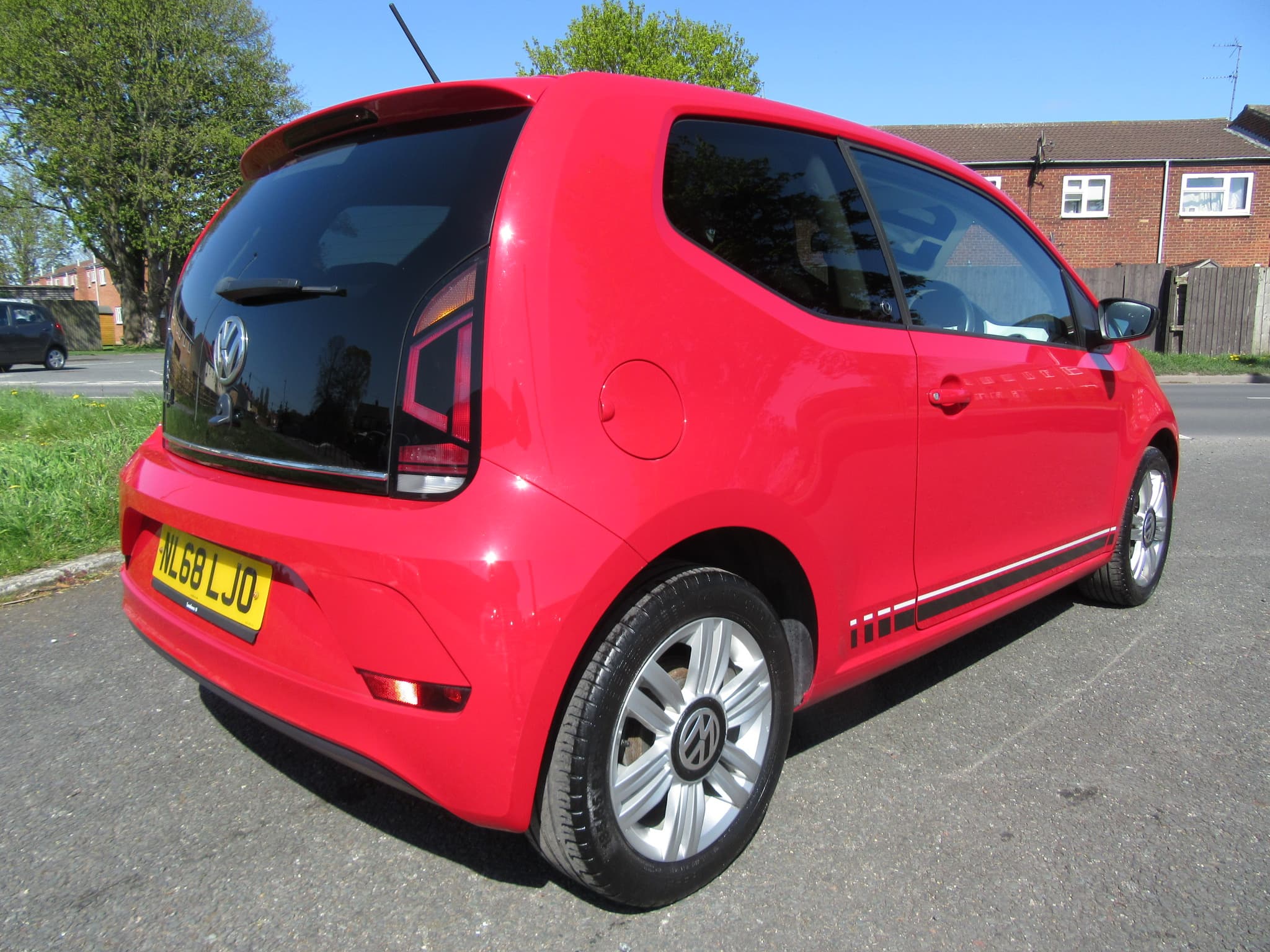Volkswagen up! by Beats BlueMotion Technology - Image 12