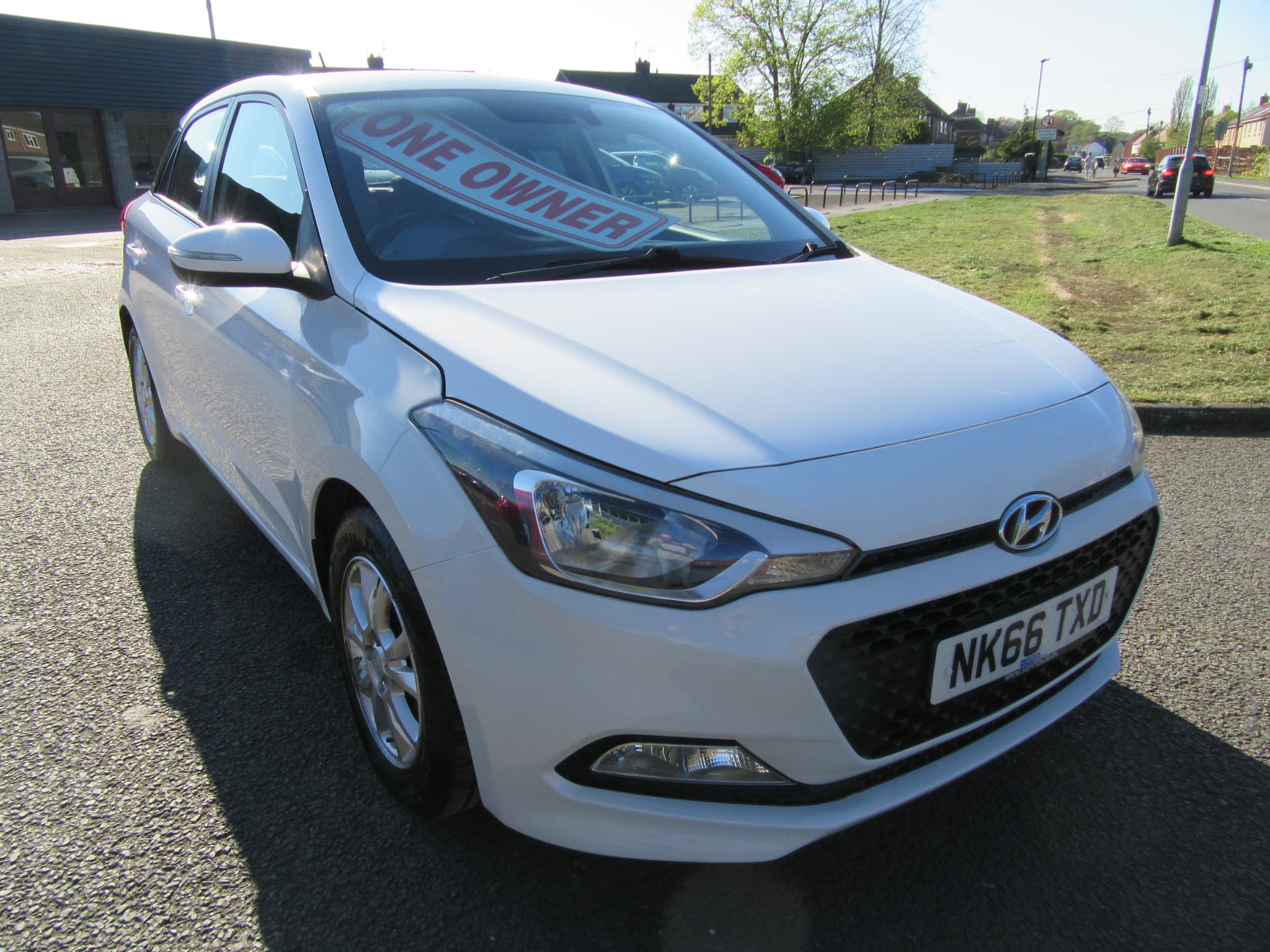 Hyundai i20 SE MPI - Image 2