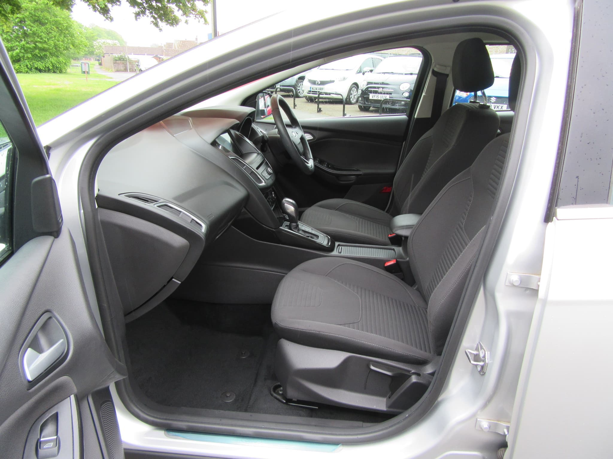 Ford Focus Titanium Auto - Image 19