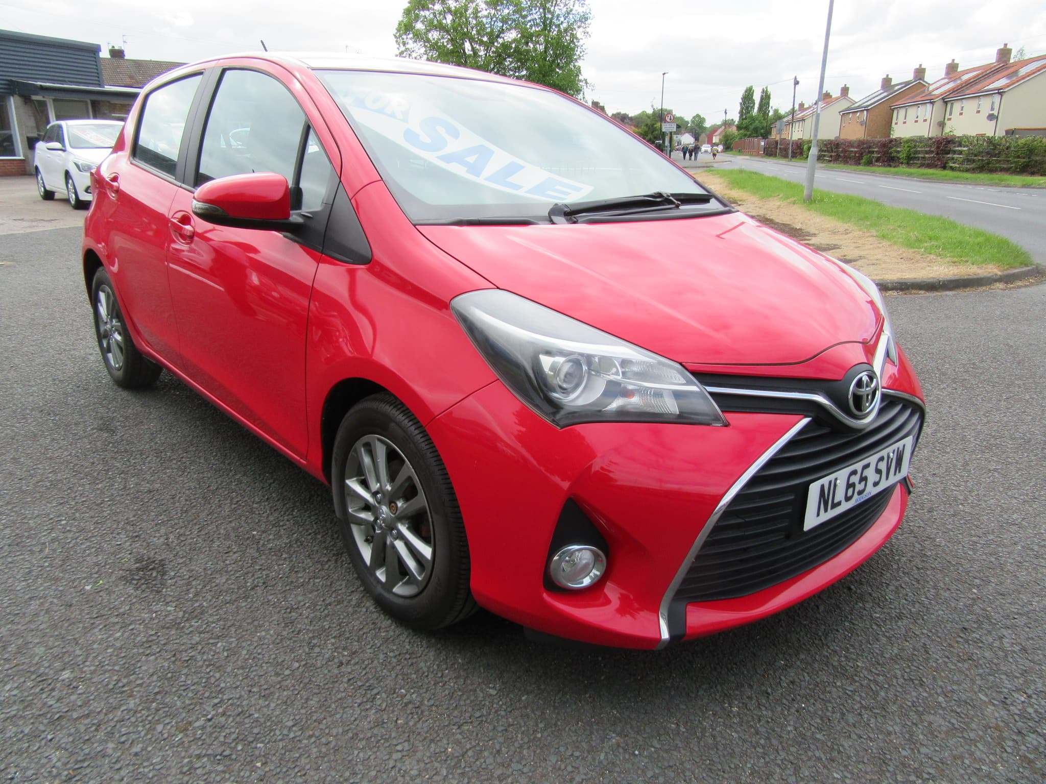 Toyota Yaris Icon VVT-i - Image 1