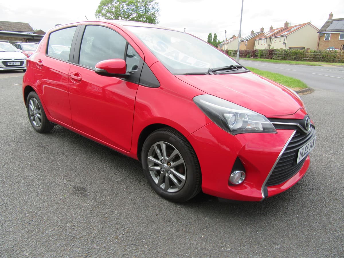 2015 Toyota Yaris Icon VVT-i - Image 2