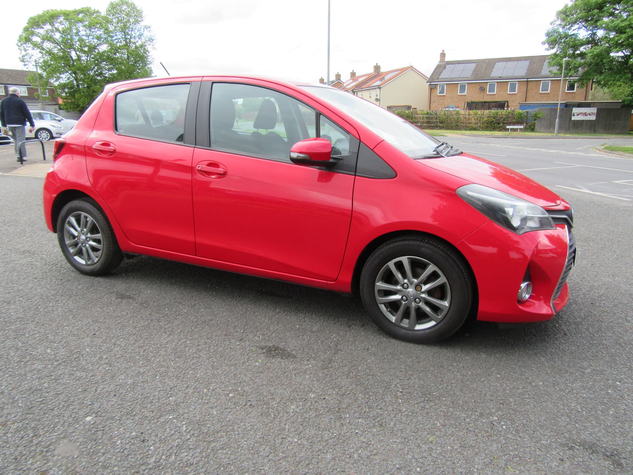 Toyota Yaris Icon VVT-i - Image 3