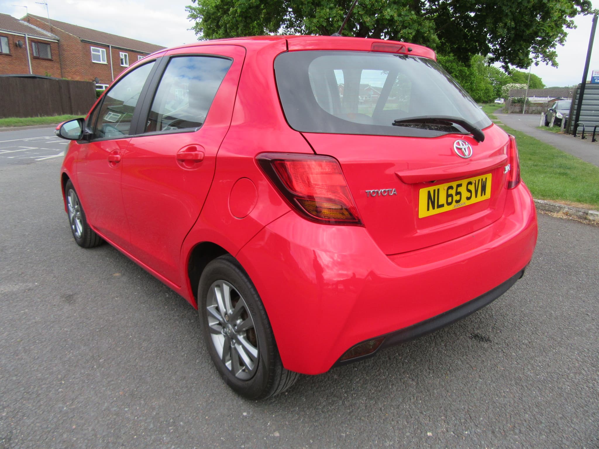 Toyota Yaris Icon VVT-i - Image 9