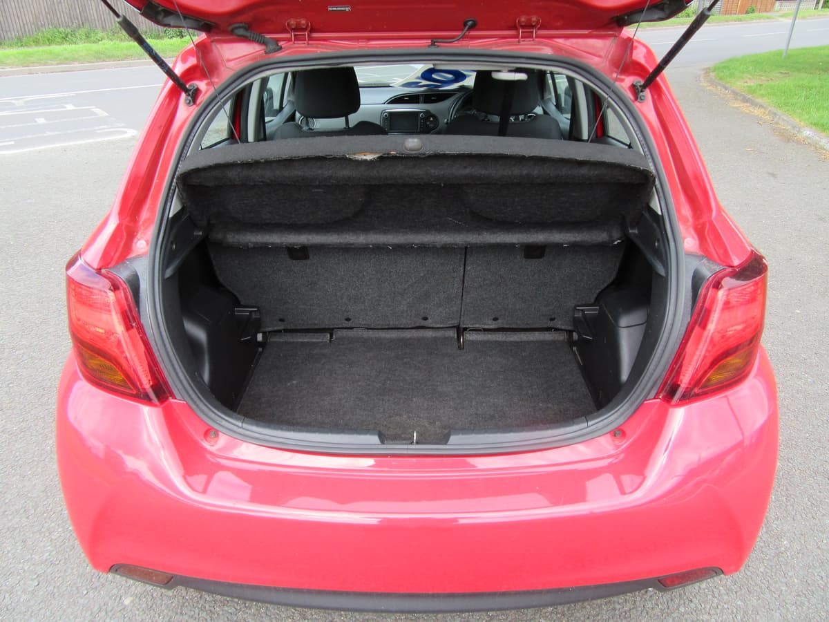 2015 Toyota Yaris Icon VVT-i - Image 15