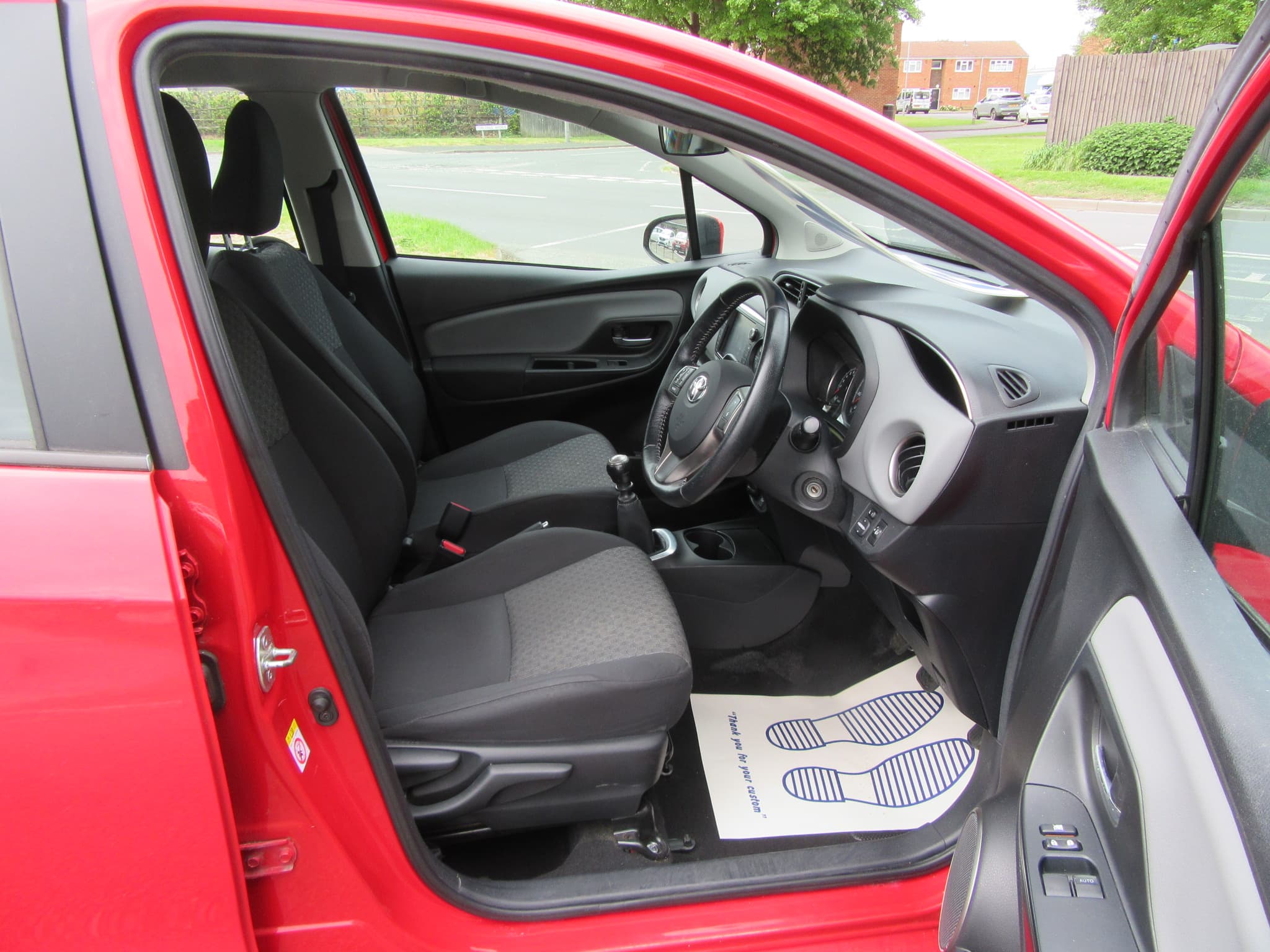 Toyota Yaris Icon VVT-i - Image 16